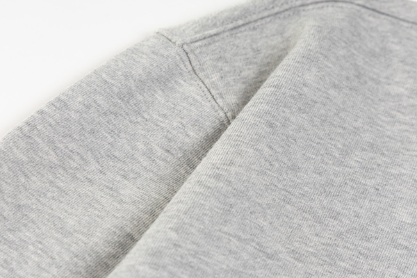 ブランドパーカー着用イメージ